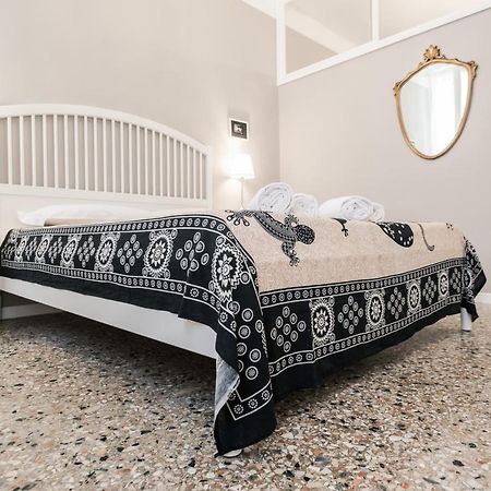Appartamento Ai Greci Residenza Quaggio Венеция Екстериор снимка